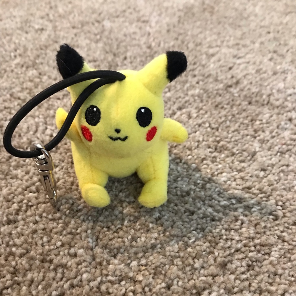 Pikachu Nintendo Hasbro book bag charm 1999